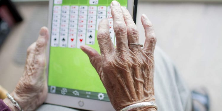 New Law Restricts Access to the Internet for Senior Citizens 65 and Older by 2021