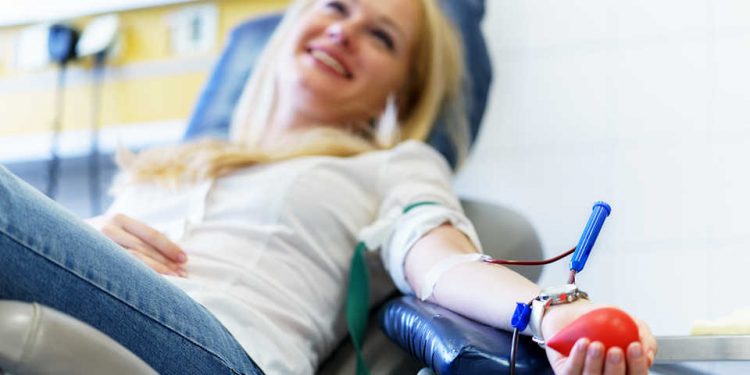 20 Year Old Sells Her Plasma to Fund Shopping Addiction, Parents Wonder Why She Just Doesn’t Do Porn