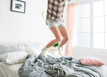 Wayfair Walkout Supporters Would Rather Immigrant Children Sleep on Floor Than in Beds